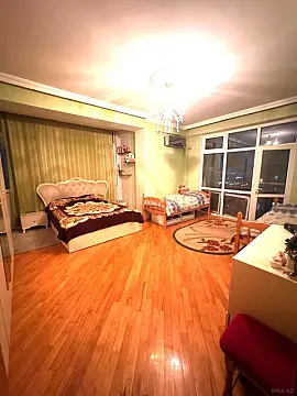 Satılır 3 otaqlı mənzil 116 m²