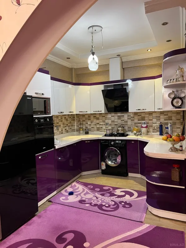 Satılır 3 otaqlı mənzil 105 m²