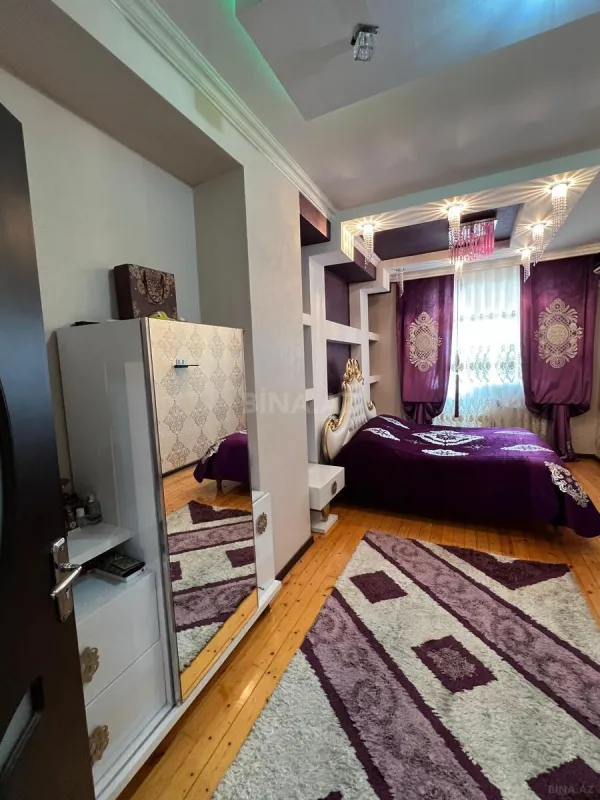 Satılır 3 otaqlı mənzil 105 m²