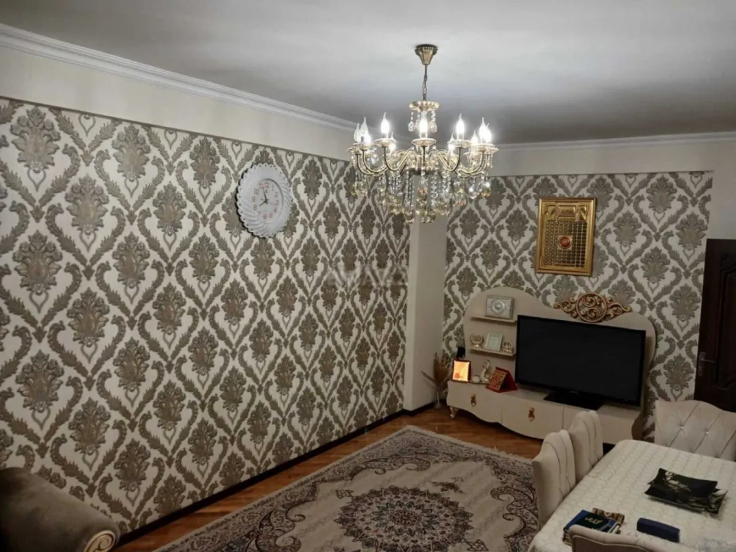 Satılır 2 otaqlı mənzil 75 m²