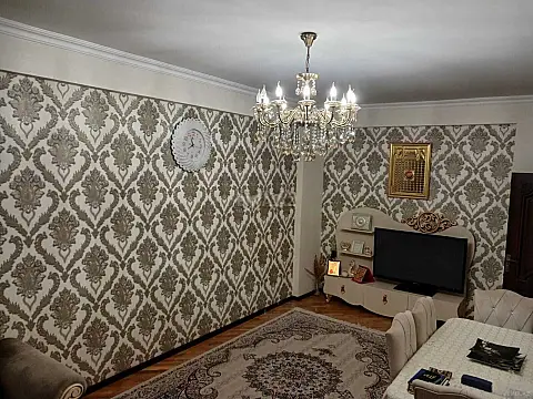 Satılır 2 otaqlı mənzil 75 m²