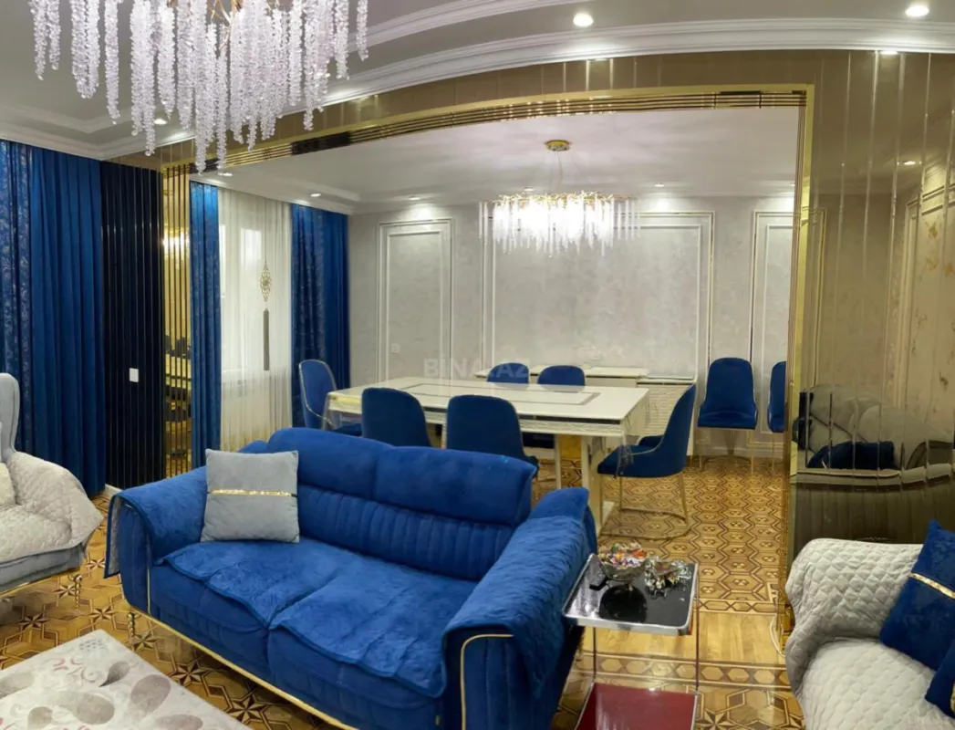 Satılır 5 otaqlı mənzil 120 m²