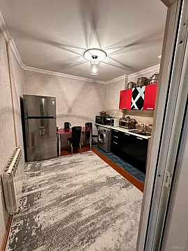 Satılır 2 otaqlı mənzil 70 m²
