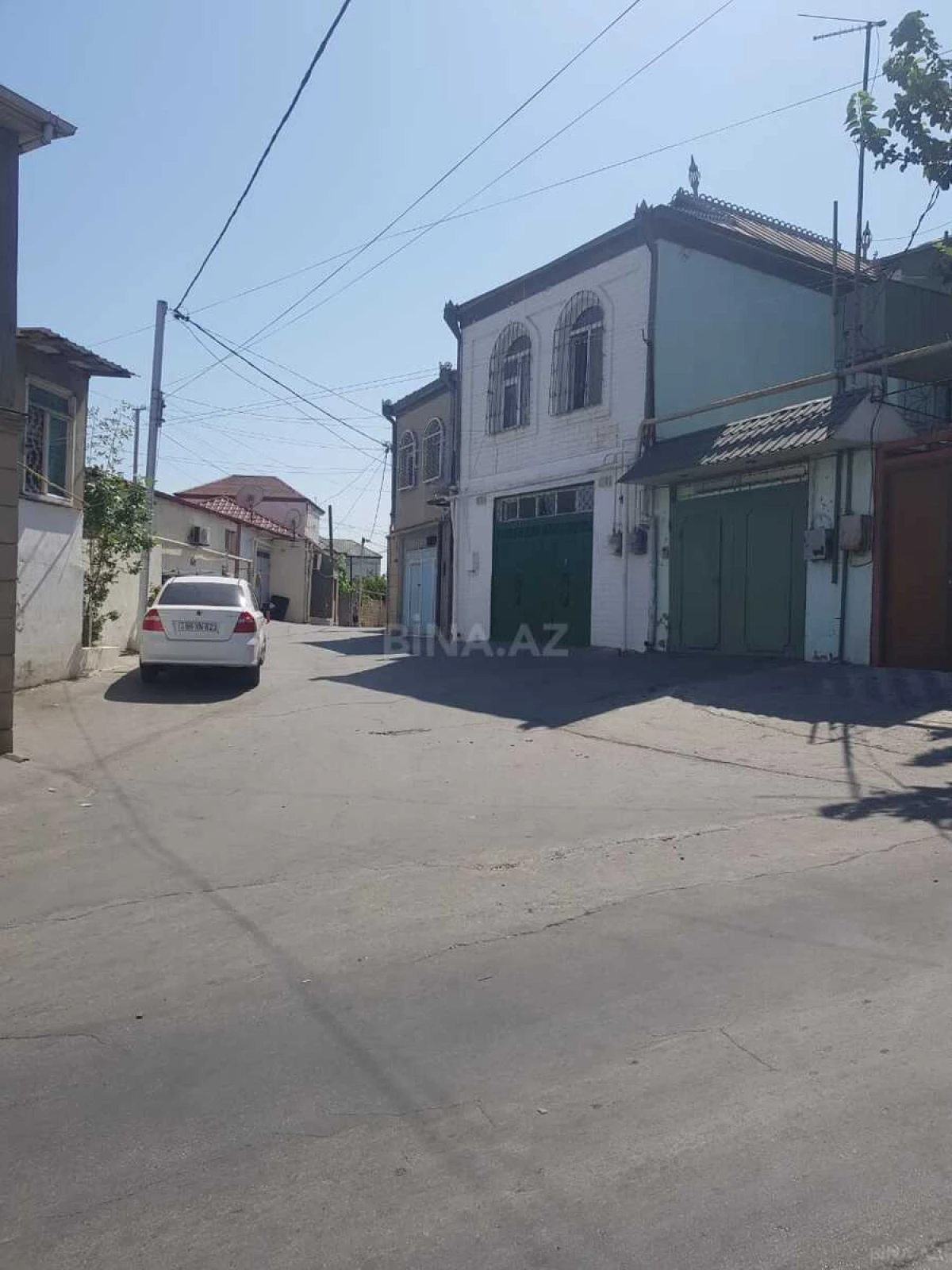 Satılır 5 otaqlı həyət evi 240 m²