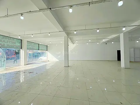 Kirayə verilir obyekt 640 m²
