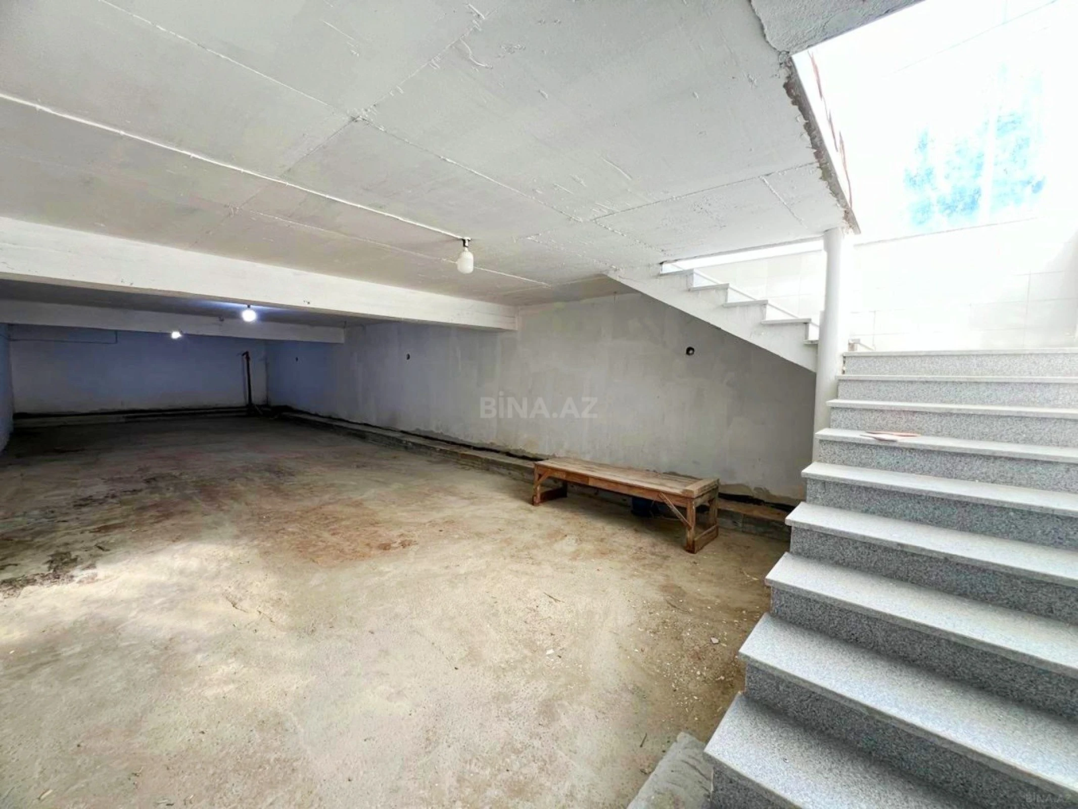 Kirayə verilir obyekt 640 m²