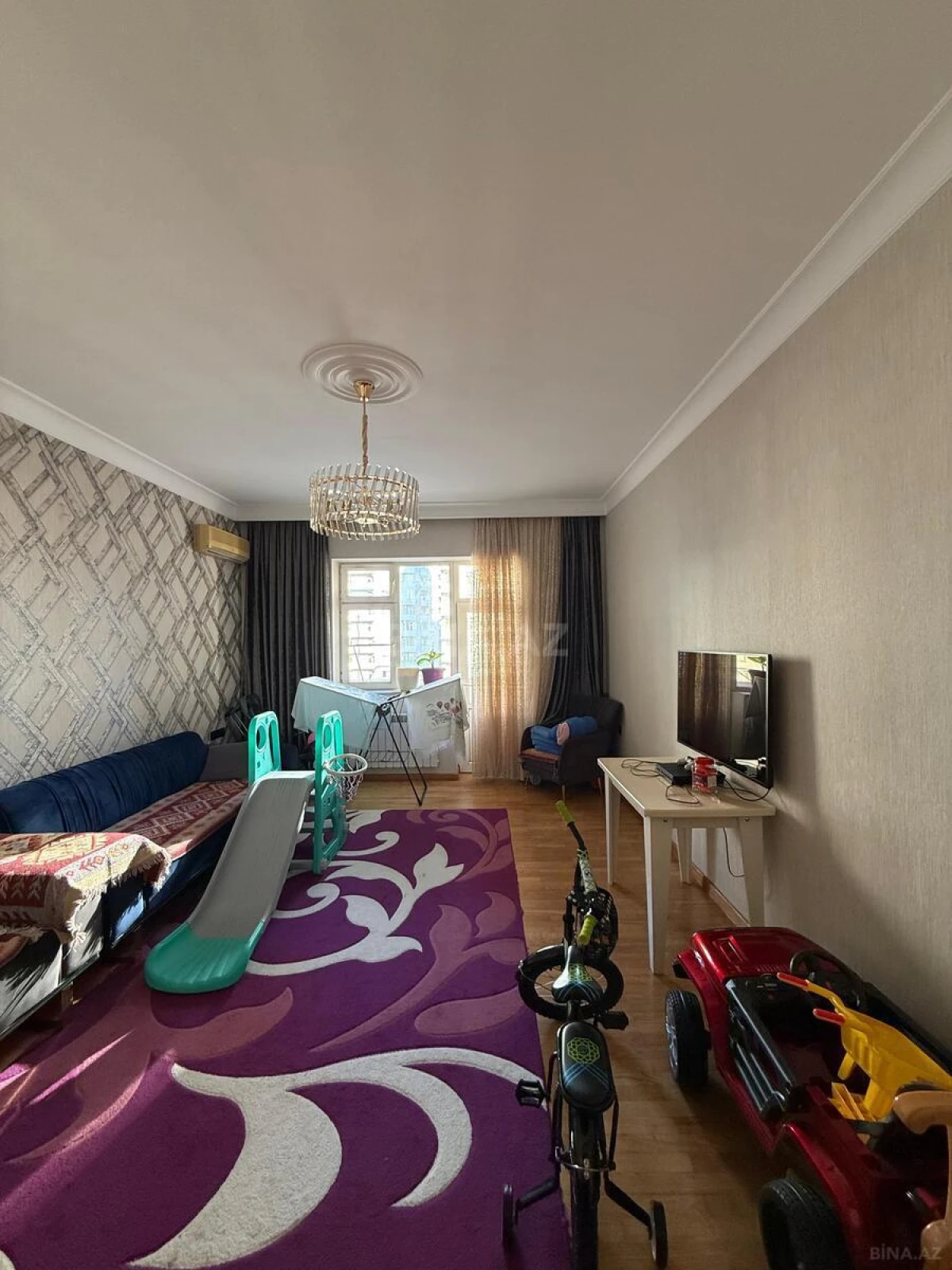 Satılır 4 otaqlı mənzil 115 m²