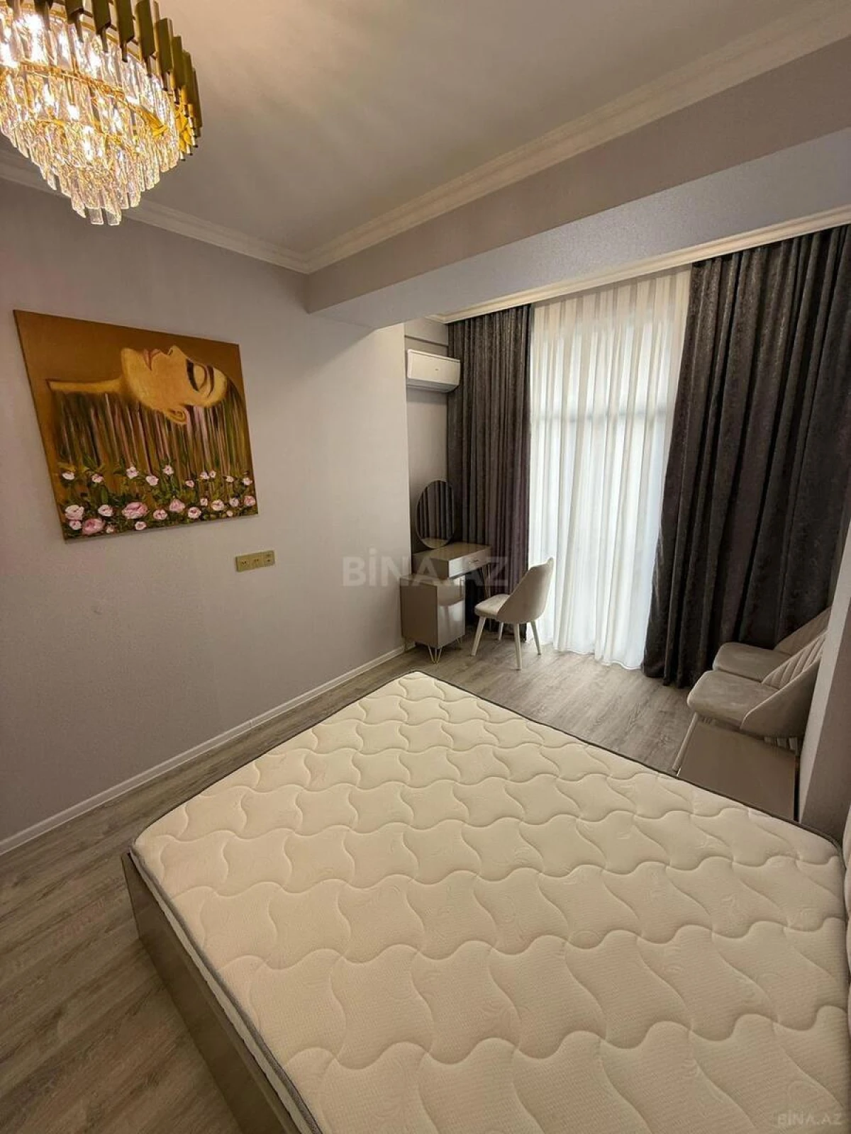 Kirayə verilir 2 otaqlı mənzil 60 m²