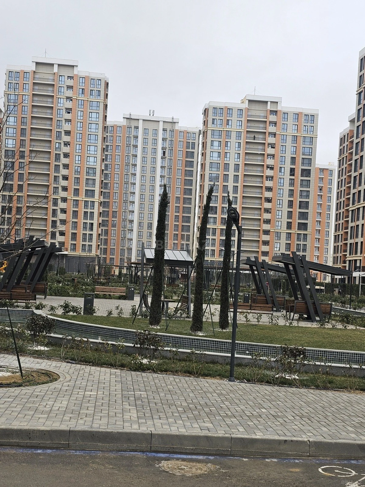 Kirayə verilir 2 otaqlı mənzil 50 m²