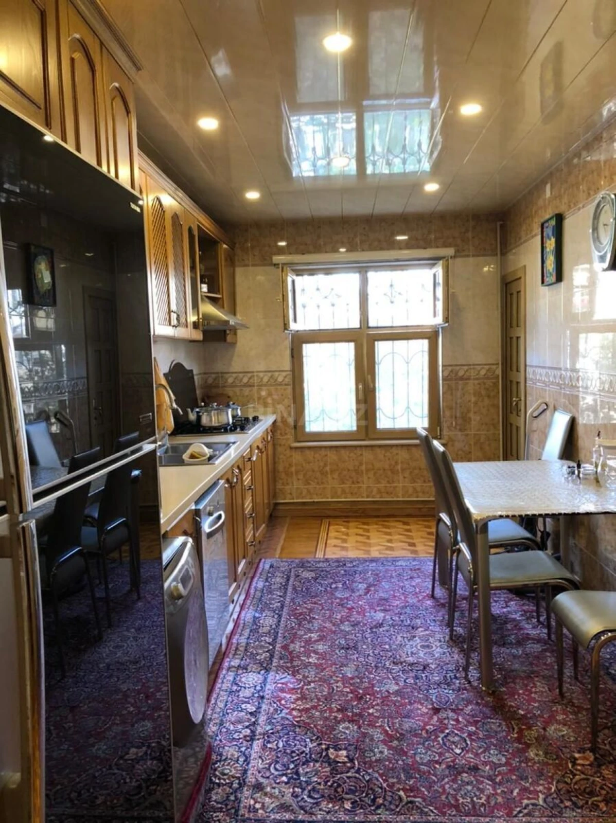 Kirayə verilir 4 otaqlı mənzil 100 m²