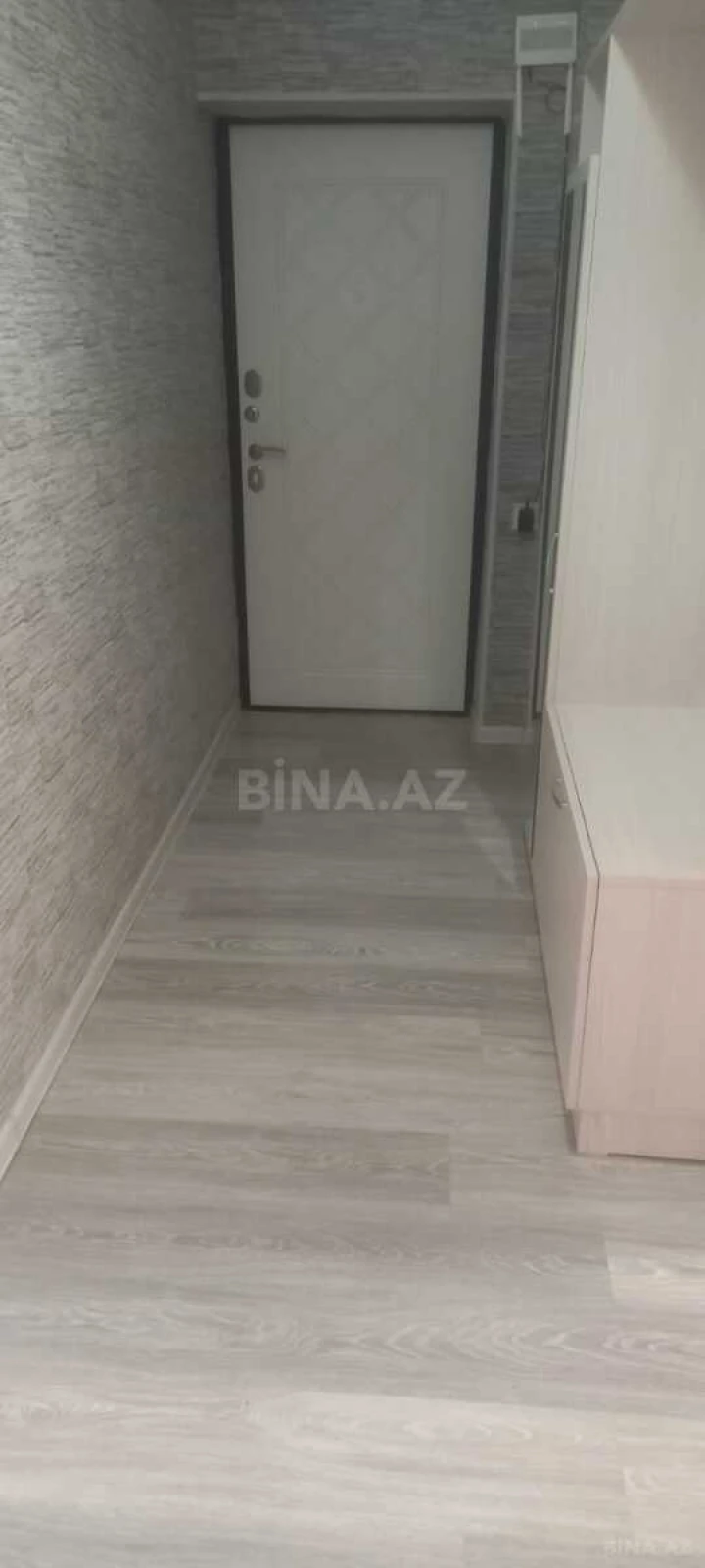 Kirayə verilir 2 otaqlı mənzil 70 m²