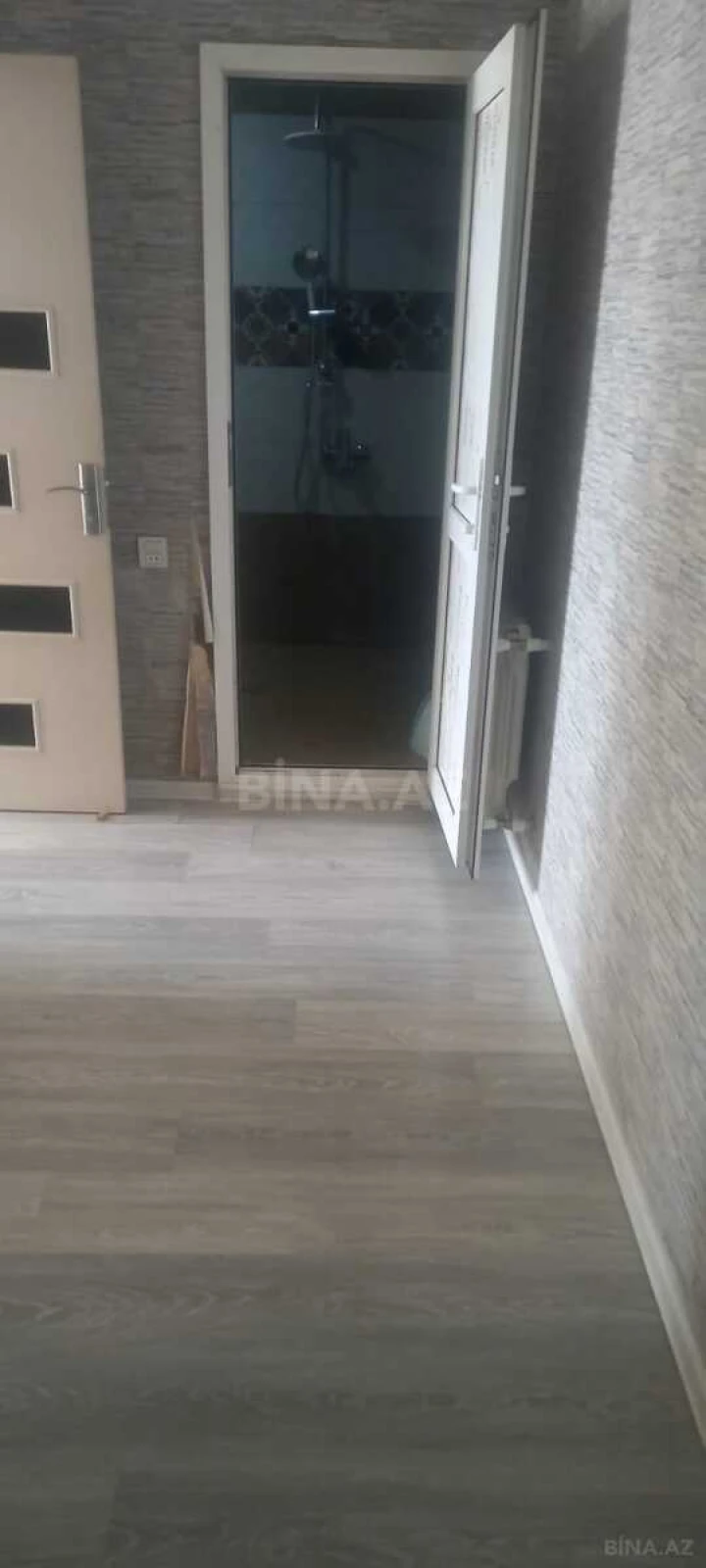 Kirayə verilir 2 otaqlı mənzil 70 m²