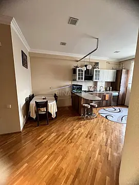 Satılır 2 otaqlı mənzil 50 m²