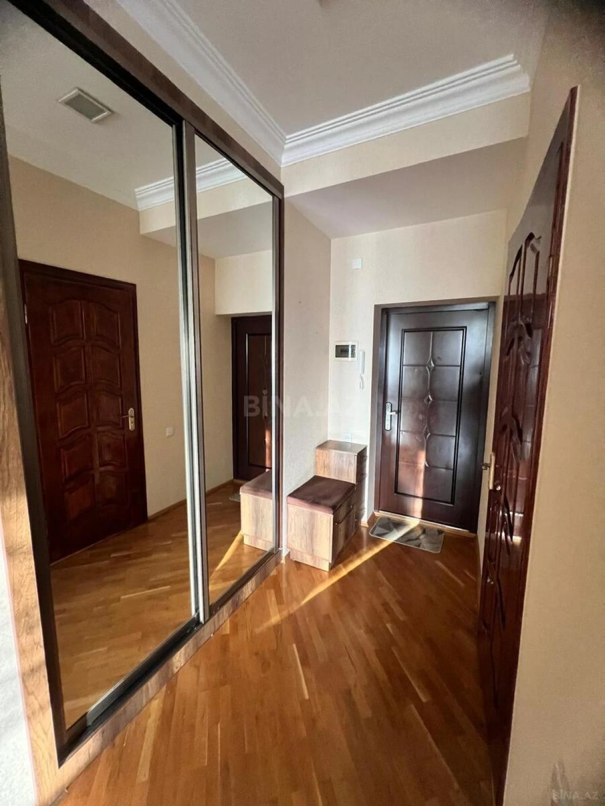 Satılır 2 otaqlı mənzil 50 m²
