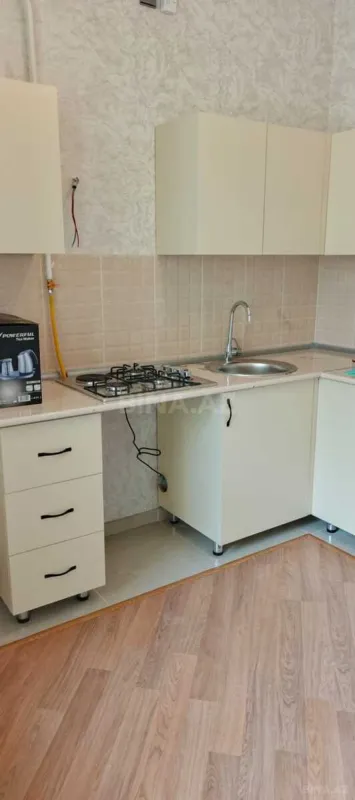 Satılır 2 otaqlı mənzil 79.6 m²