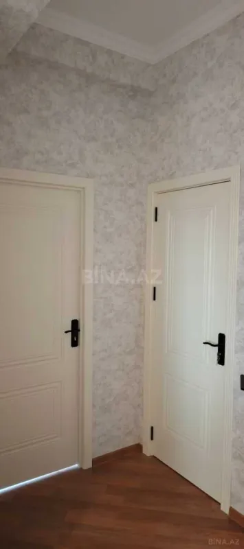 Satılır 2 otaqlı mənzil 79.6 m²