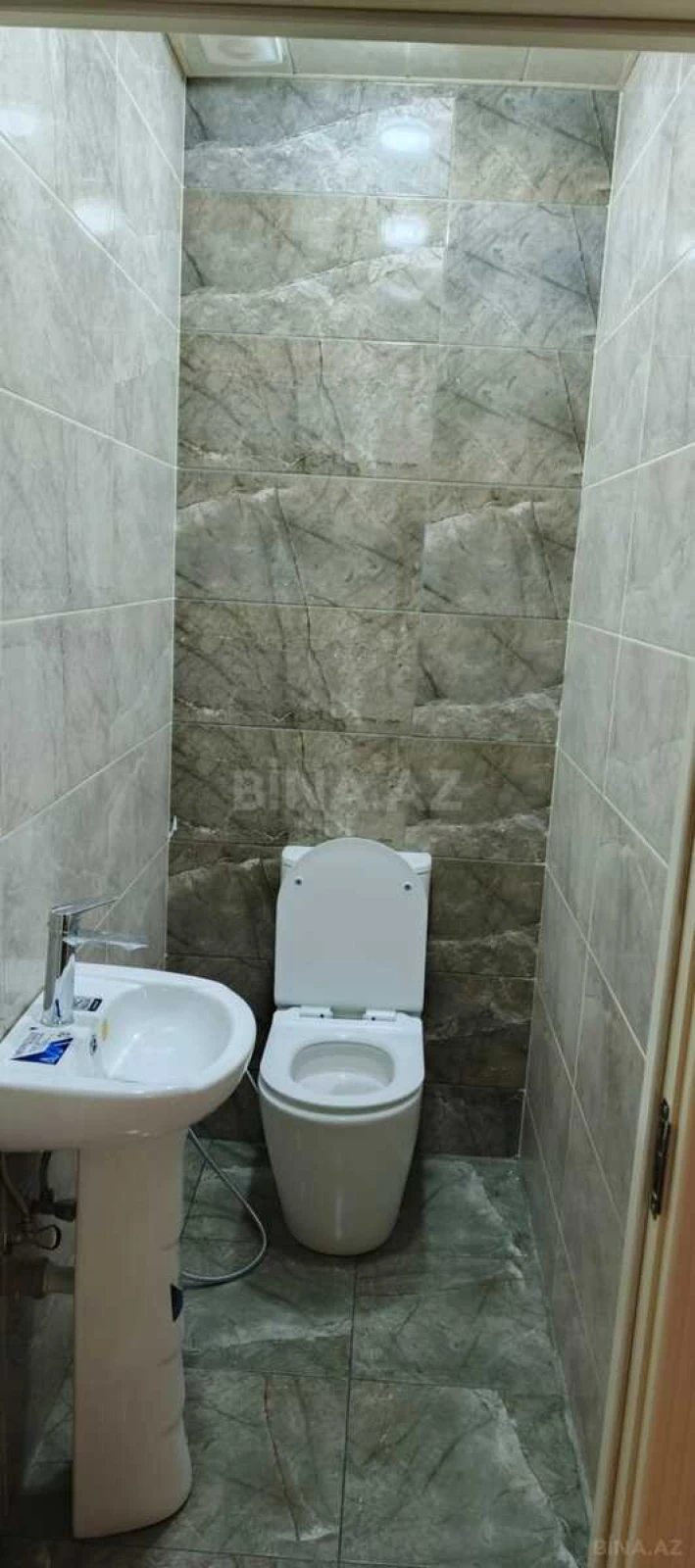 Satılır 2 otaqlı mənzil 79.6 m²