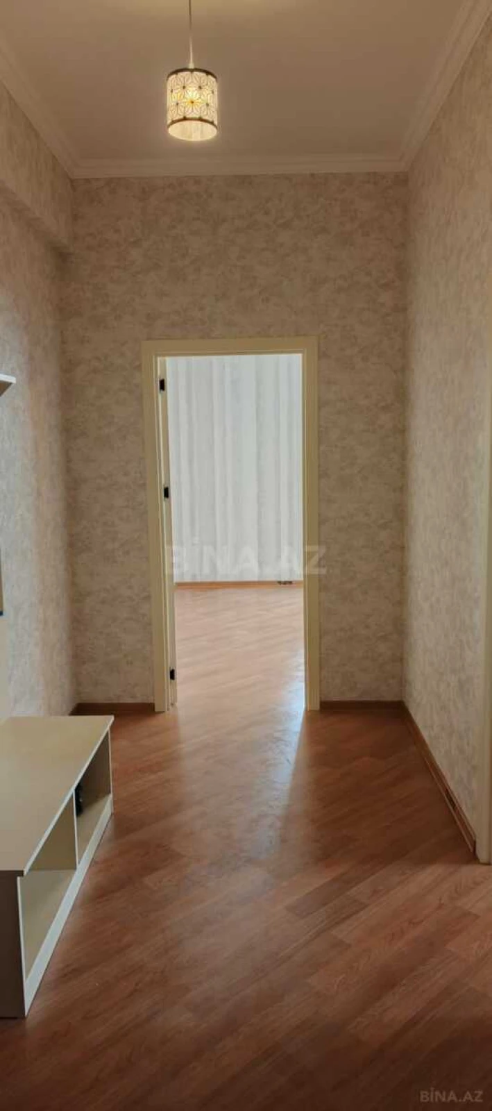 Satılır 2 otaqlı mənzil 79.6 m²