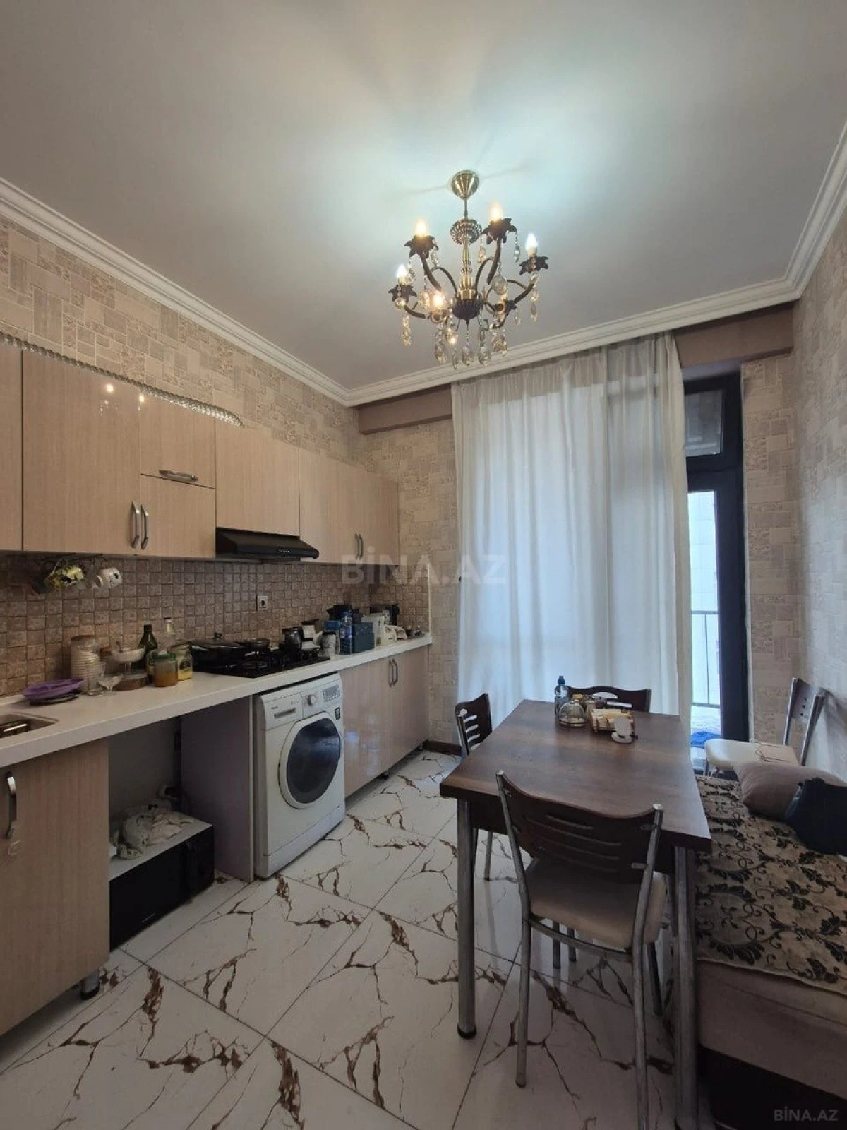 Satılır 3 otaqlı mənzil 110 m²