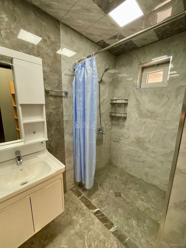 Kirayə verilir 2 otaqlı həyət evi 59 m²