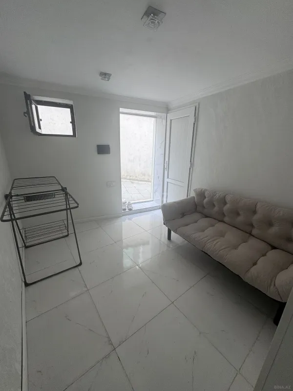 Kirayə verilir 2 otaqlı həyət evi 75 m²