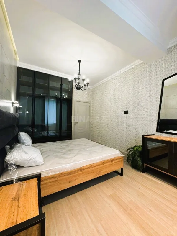 Kirayə verilir 3 otaqlı mənzil 100 m²