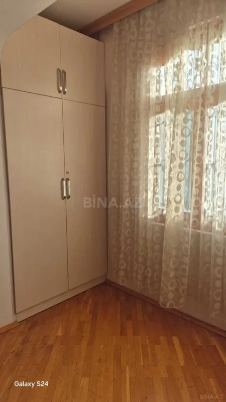 Kirayə verilir 2 otaqlı mənzil 65 m²