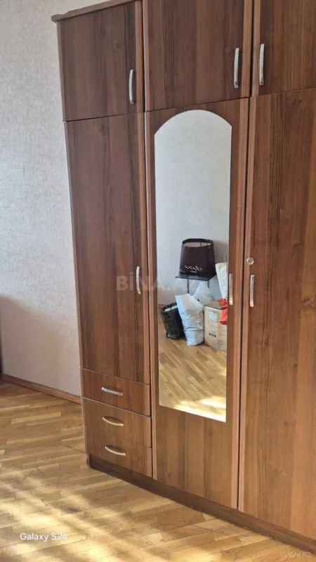 Kirayə verilir 2 otaqlı mənzil 65 m²