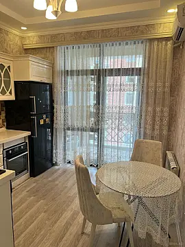 Kirayə verilir 2 otaqlı mənzil 80 m² — Bakı, Nərimanov 2 otaq 80.00 m²