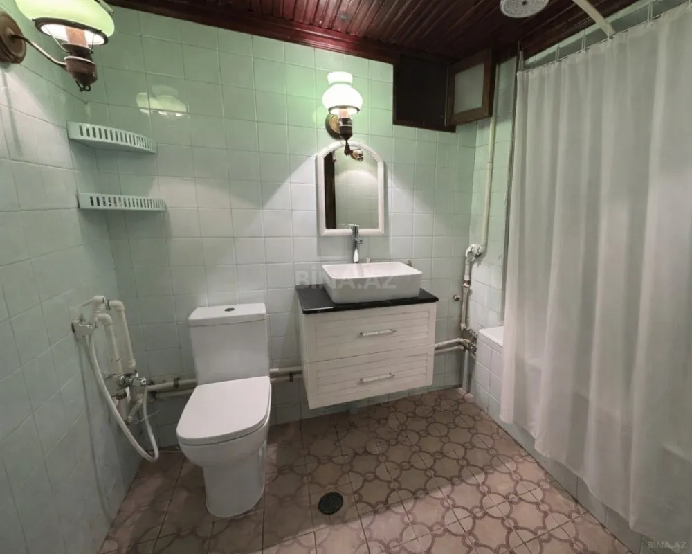 Satılır 3 otaqlı mənzil 120 m²