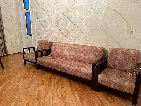 Kirayə verilir 2 otaqlı mənzil 70 m²