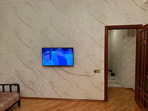 Kirayə verilir 2 otaqlı mənzil 70 m²