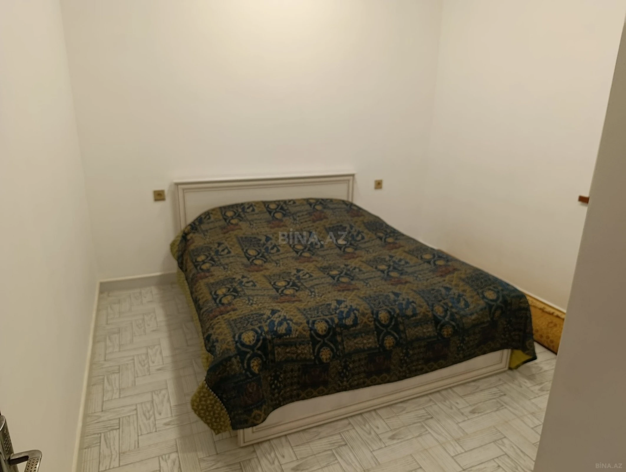 Satılır 5 otaqlı həyət evi 120 m²