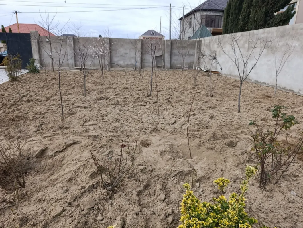 Satılır 5 otaqlı həyət evi 120 m²