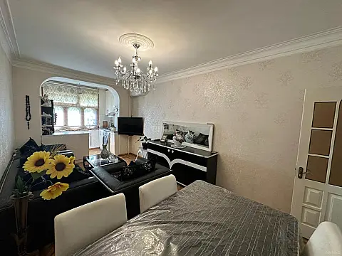 Satılır 3 otaqlı mənzil 60 m²