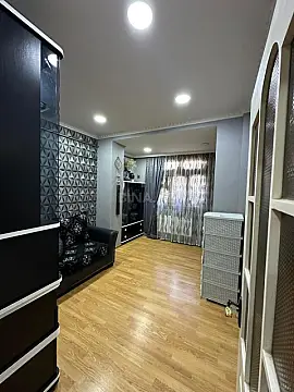 Satılır 3 otaqlı mənzil 60 m²