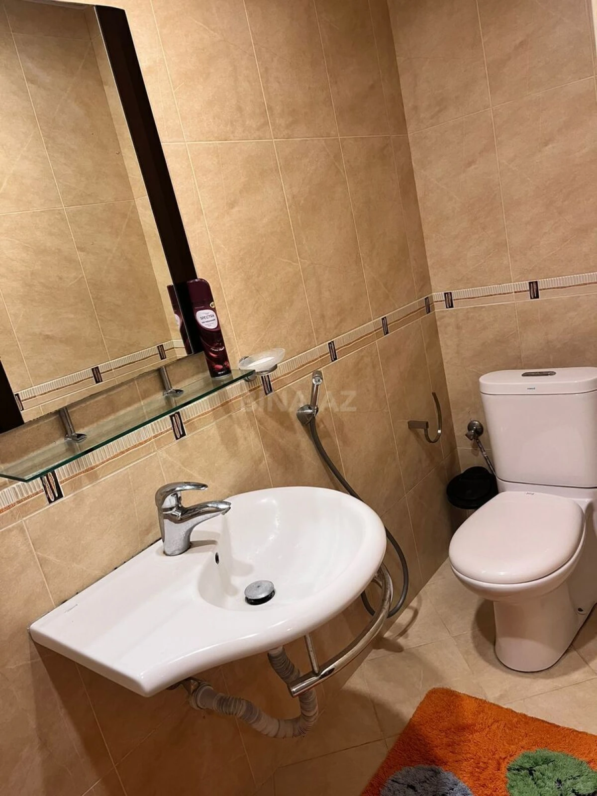 Satılır 4 otaqlı mənzil 191 m²