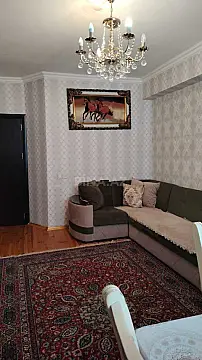 Satılır 2 otaqlı mənzil 43 m²