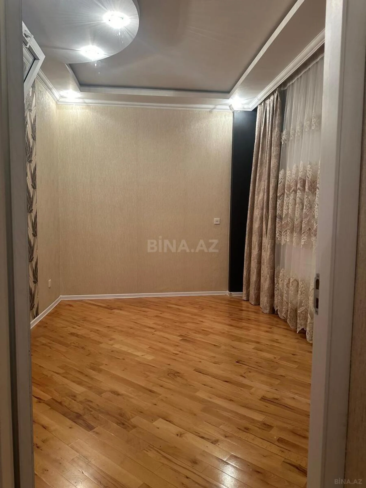Satılır 3 otaqlı mənzil 75 m²