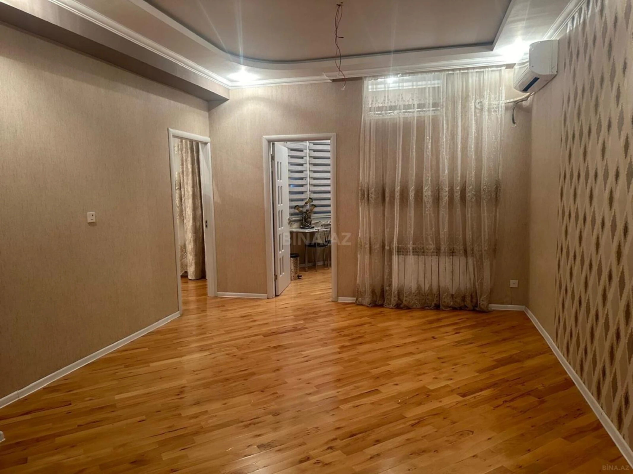Satılır 3 otaqlı mənzil 75 m²