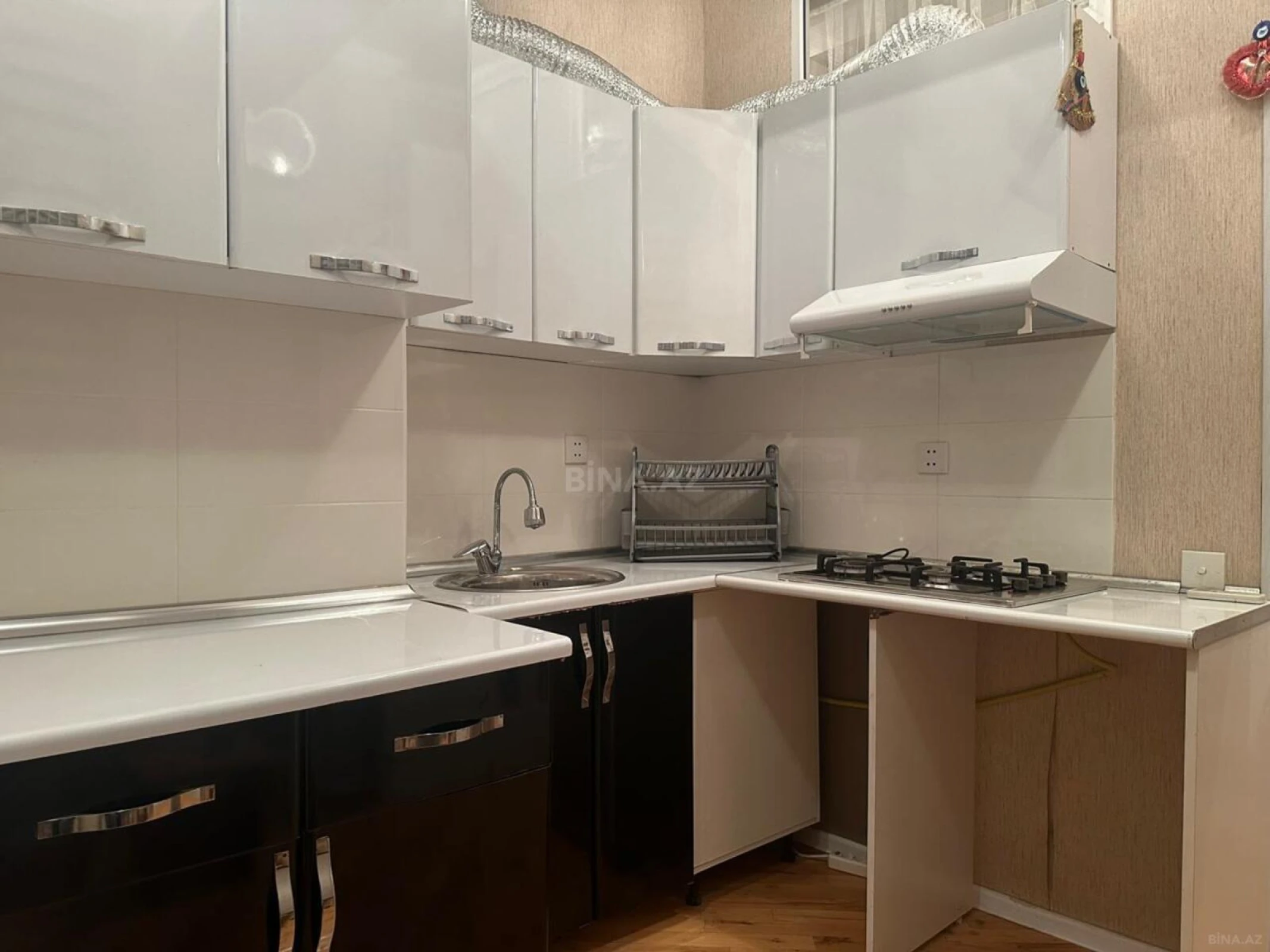 Satılır 3 otaqlı mənzil 75 m²