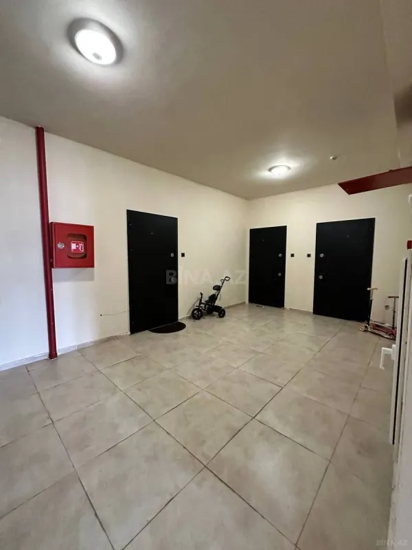 Satılır 3 otaqlı mənzil 117 m²