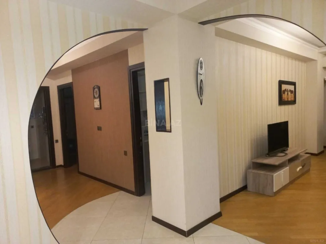 Kirayə verilir 3 otaqlı mənzil 96 m²