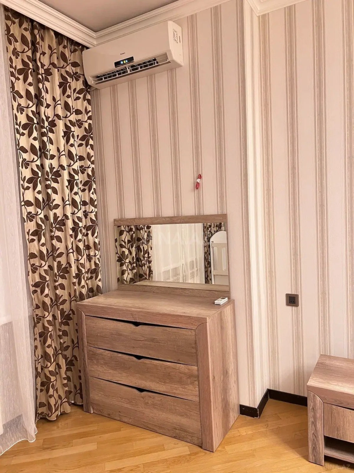 Kirayə verilir 3 otaqlı mənzil 96 m²