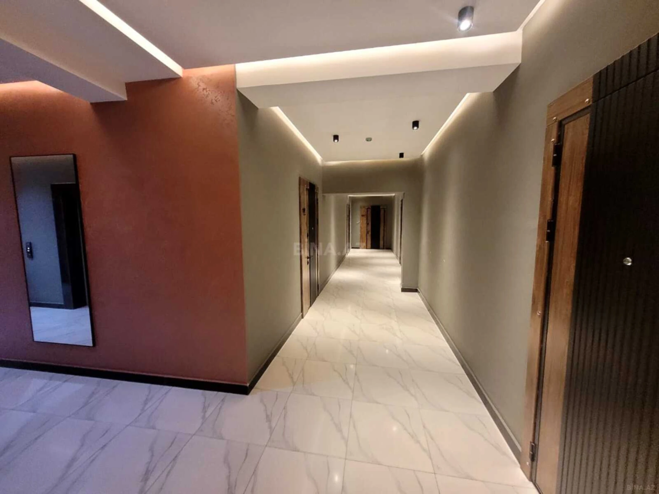Kirayə verilir 2 otaqlı mənzil 70 m²