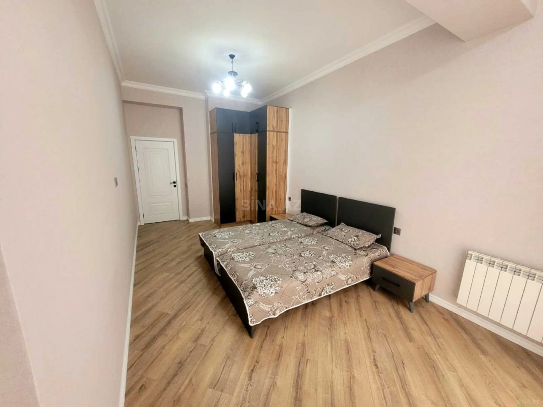 Kirayə verilir 2 otaqlı mənzil 70 m²