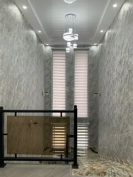 Satılır 5 otaqlı həyət evi 250 m²