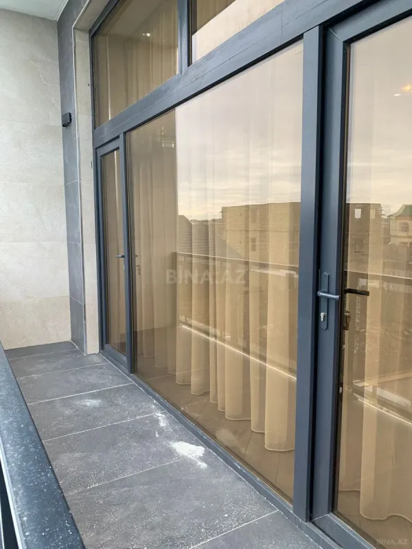 Satılır 5 otaqlı həyət evi 250 m²