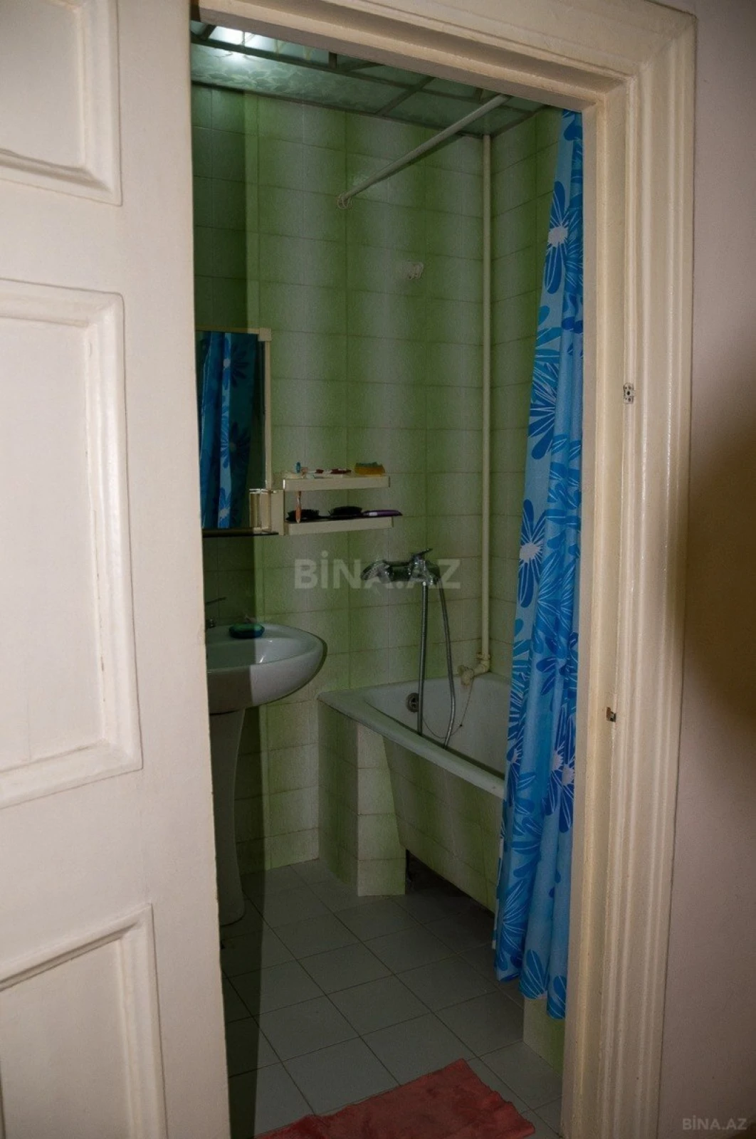 Kirayə verilir 2 otaqlı mənzil 50 m²