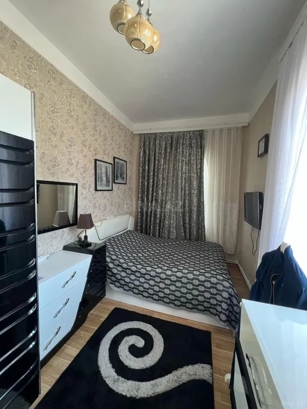 Satılır həyət evi 160 m²